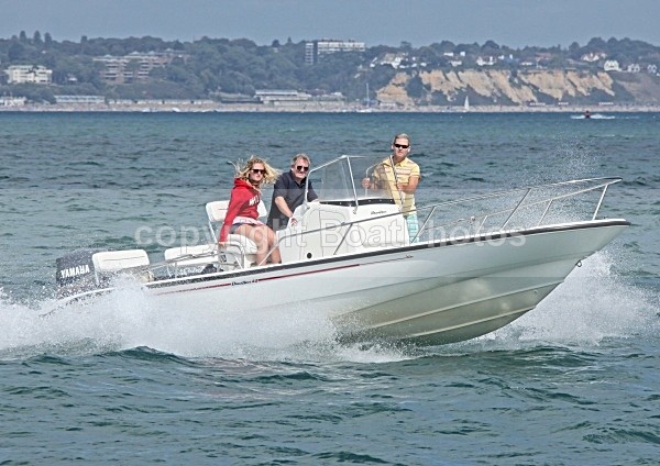 090823 DAUNTLESS 22 IMG_1645 - Motorboats - Open