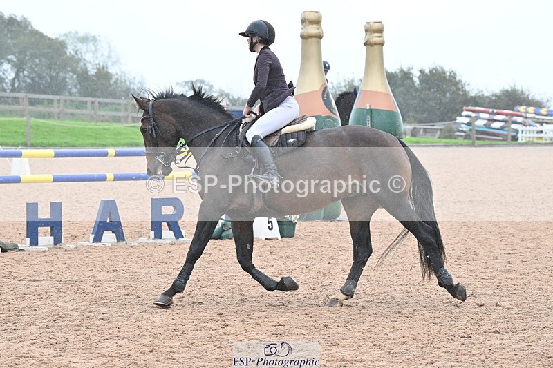 231013A-133150-02399 - Cls 8 Blue Chip Power Jump Off and Presentations