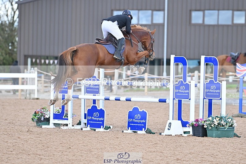 231014A-110602-04301 - Cls 18 Newcomers & 1.10m Open