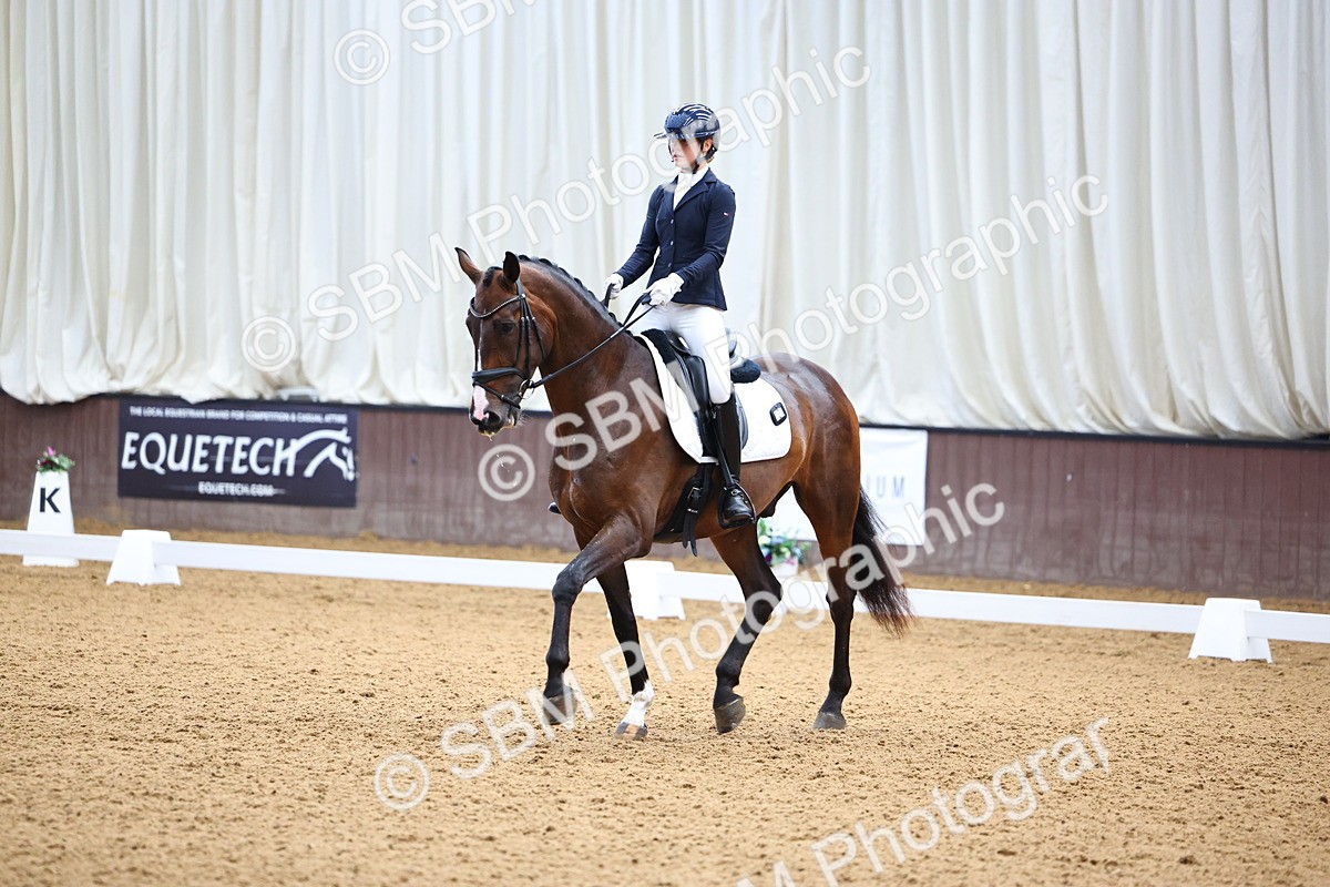 SBM_005546 - Class 5 - Novice 6 - 9.30-10.33