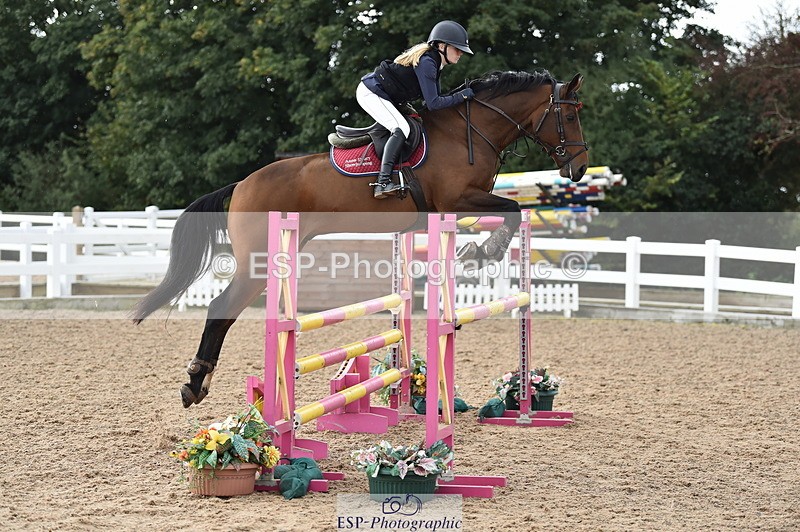 231013A-124500-01621 - Cls 3 1.05m Amateur Quali