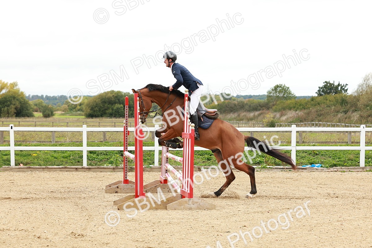 1I0A6807 - Class 2 - Senior British Novice