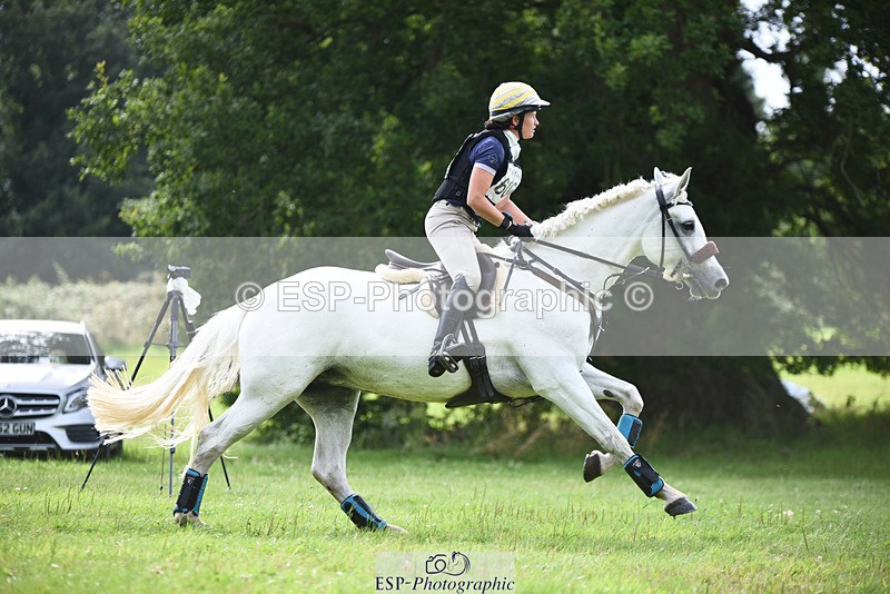 240804-154812-18794 - 606-Kate_Jupp-CARROWNURLAUR_PRIDE