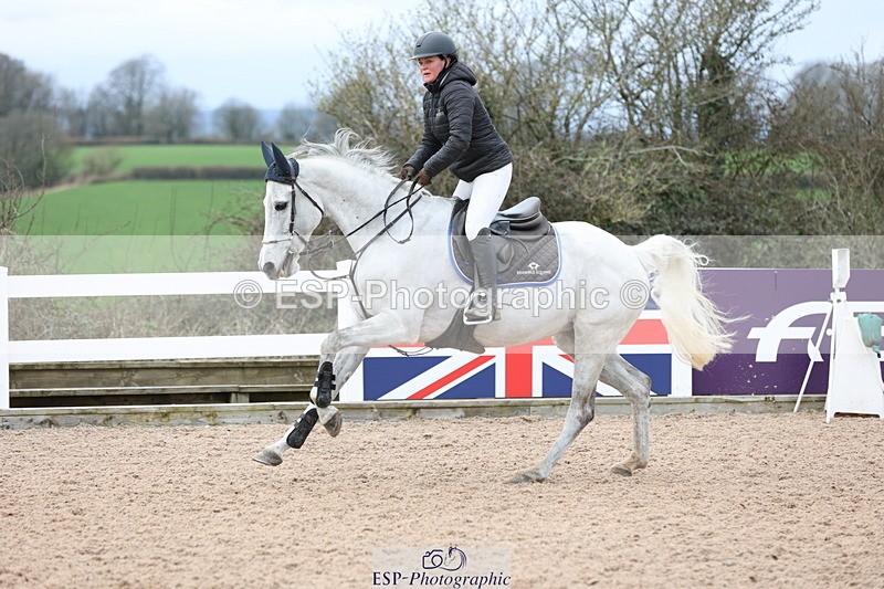 240223A-135150-01708 - Cls 5 Newcomers and 1.10m Open