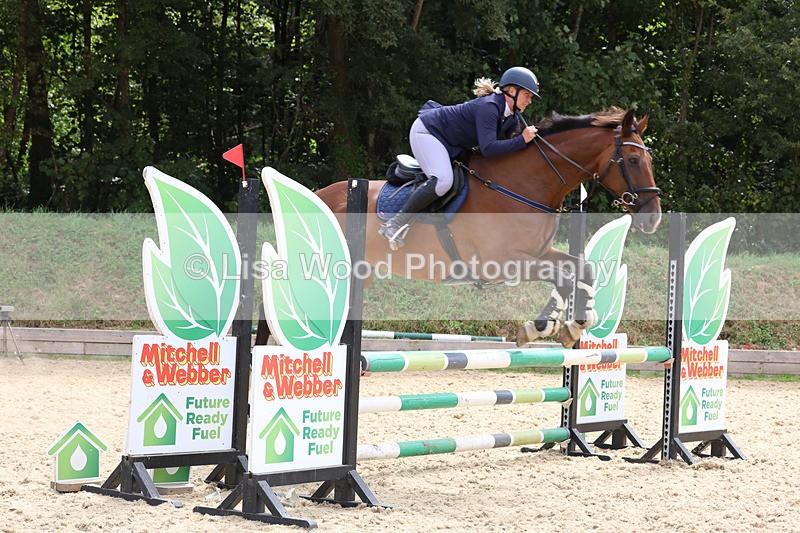 3E7A5087 - Class 4: Senior British Novice/90cm open
