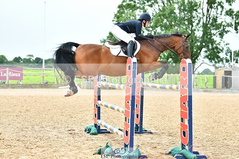 230805A-122625-00423 - Cls 3 Snr Foxhunter & 1.20m Open