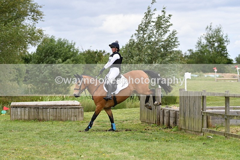 WJ5_3672 - Class 6 80cm