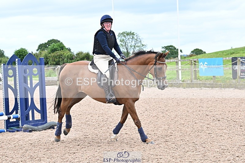 250610A-153849-00026 - Clear Round and 60cm