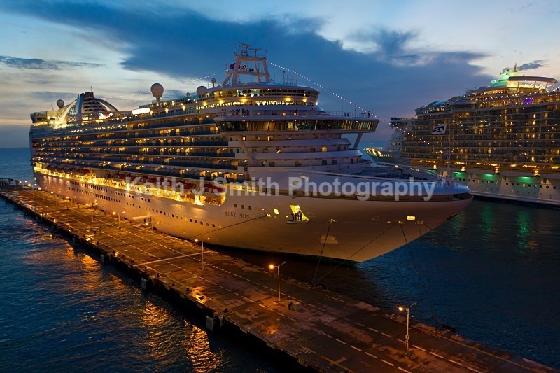 1KJS6223 (RM) - While your were sleeping