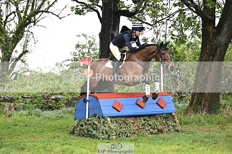 250418-140622-05424 - 212-Lucy.Lloyd-WATERNISH.BRIDLE.LANE
