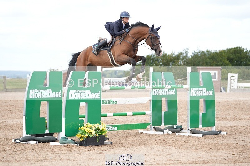 250801-113403-04945 - Cls 14 Snr Fox 1st Rnd