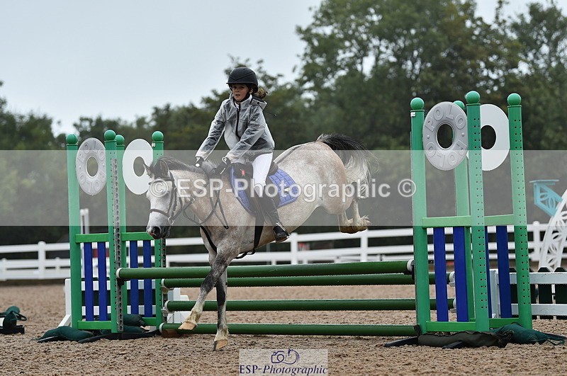 220829A-152934-00067 - Clear Round & 60cm  1a - 1b