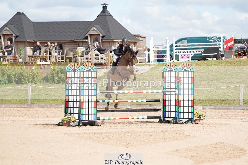 250801-102532-04732 - Cls 14 Snr Fox 1st Rnd