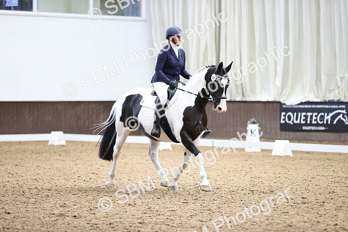 SBM_000994 - Novice 4 Warm Up