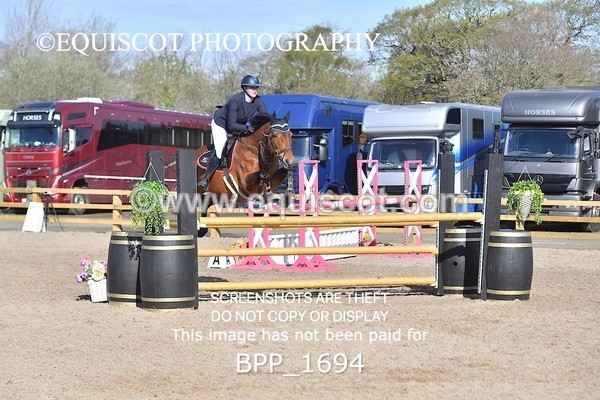 BPP_1694 - CLASS 18 SUN Senior Newcomers/ 1.10m Open