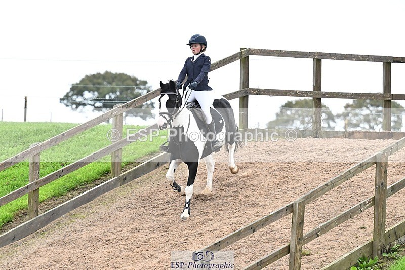 250920-161040-01841 - Cls 22 Pony Intro 90cm Derby