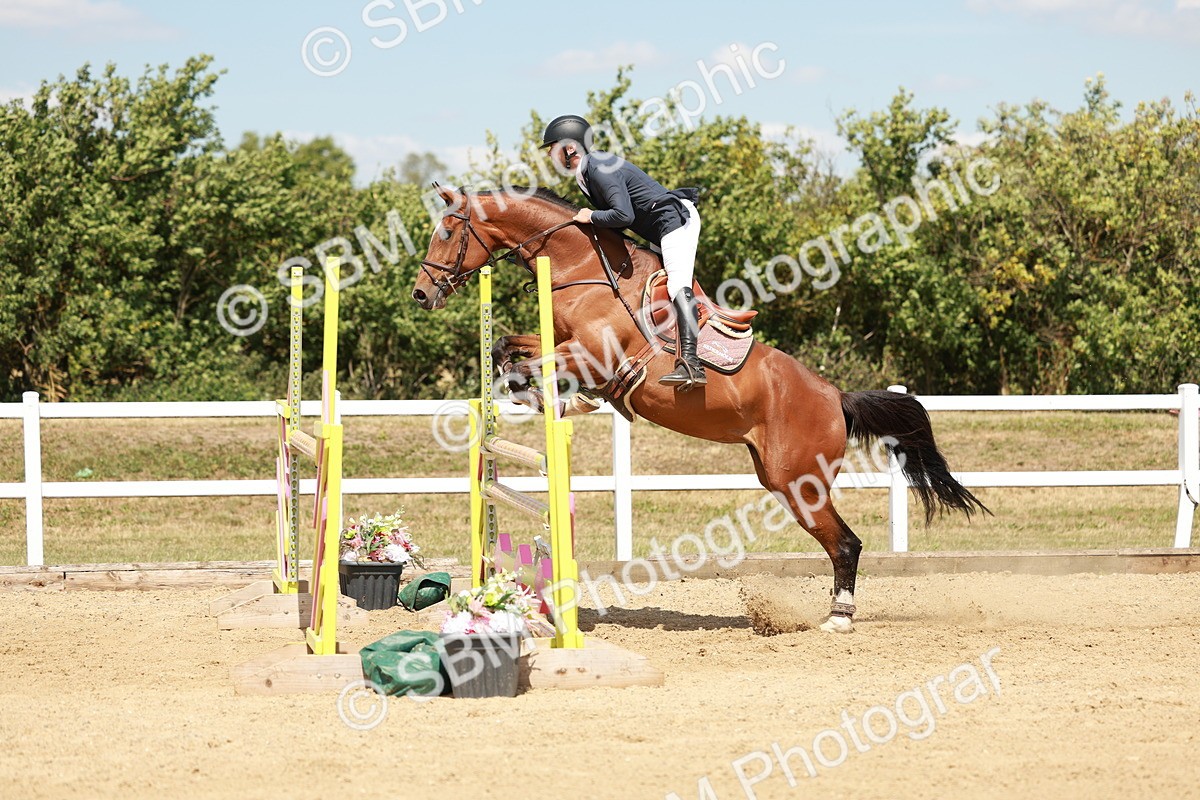 SBM_007744 - Class 3 - Senior Newcomers - 1.10m Open