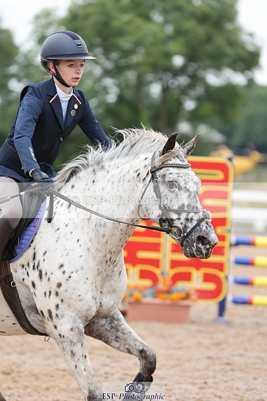 240630A-105150-12418 - Cls 31 Discovery and 90cm Open