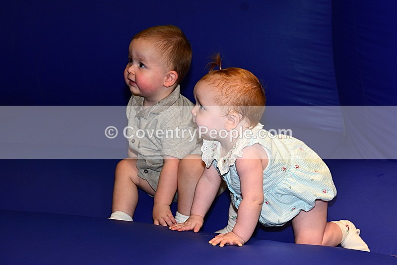 CON-662 - Joey and Ella