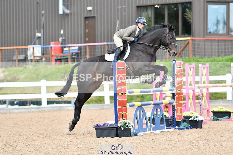 240913A-143411-04753 - Cls 24 1.05m Amateur Qualifier