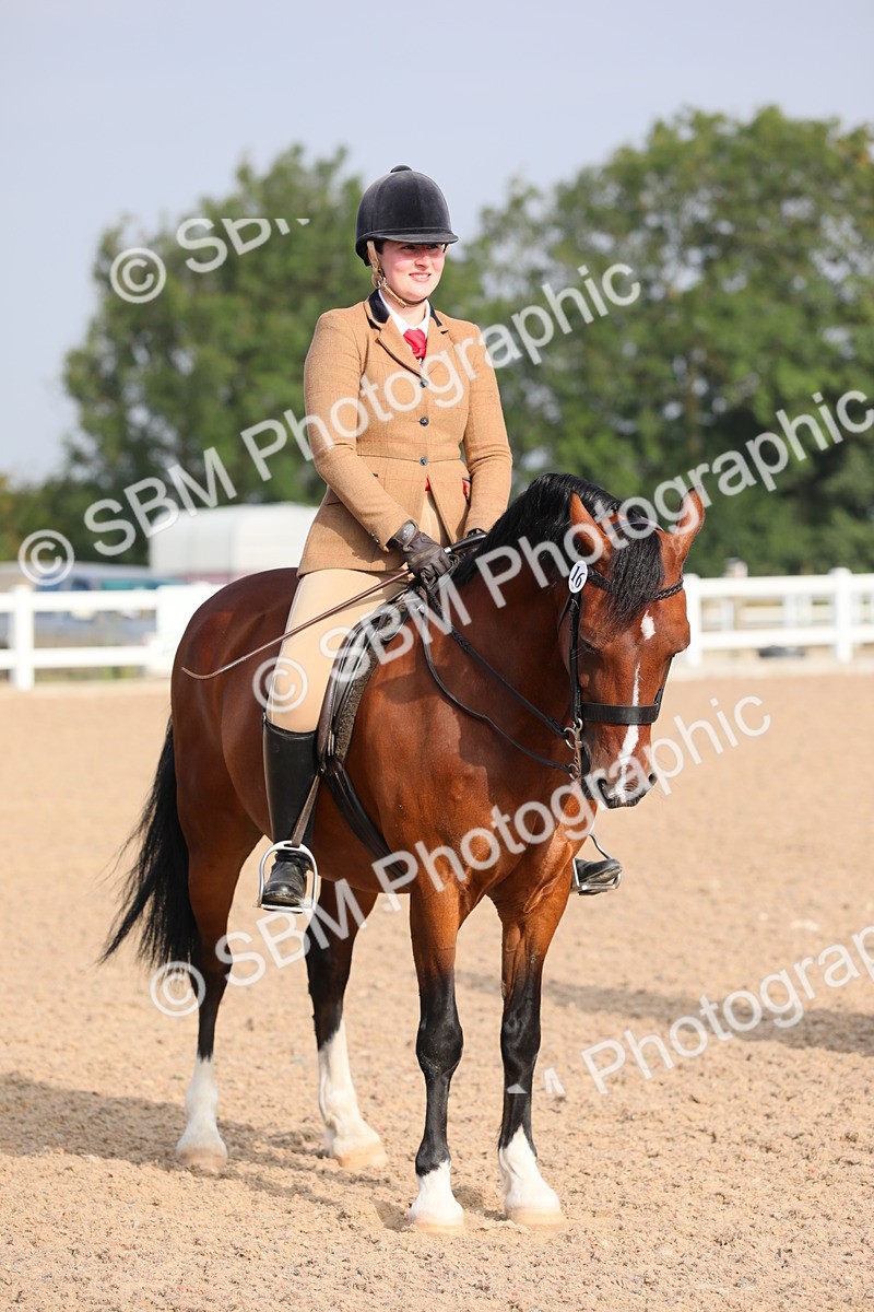 SBM_10138 - Class 302 Ridden M&M -Large Breeds