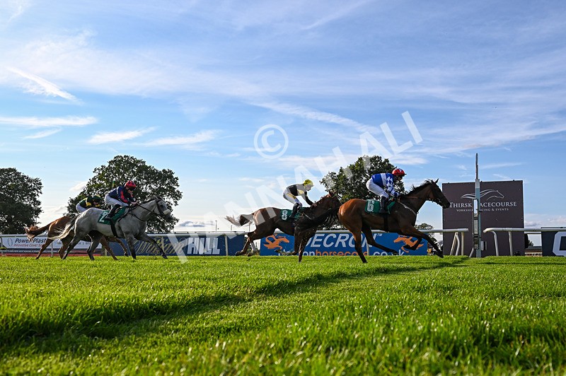 140826-Race 3-Equity Law-5479 - Race 3 18.43pm Heineken 0% Handicap