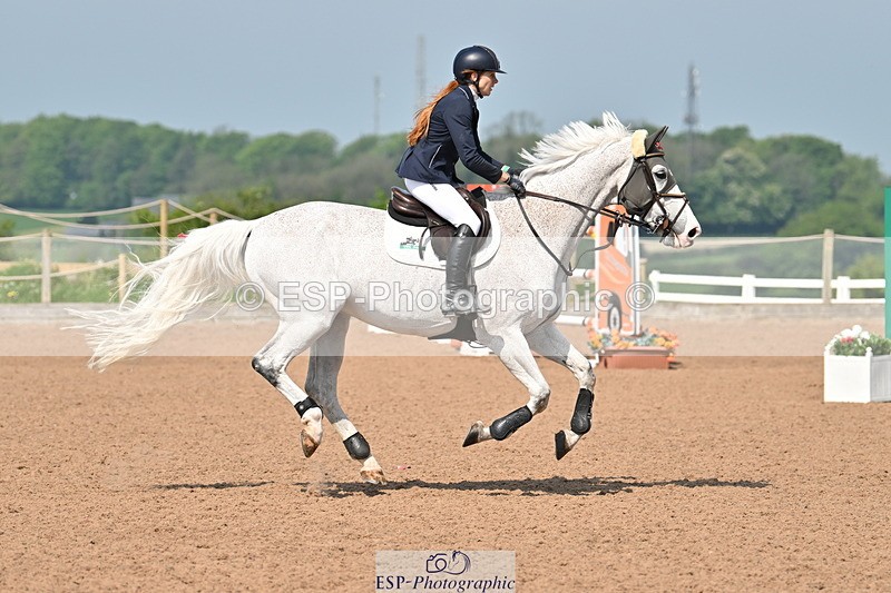 240512A-105120-17394 - Cls 48 National 1.30m Open