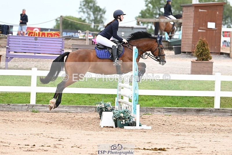 250727-084914-08615 - Cls 31 British Novice and 90cm