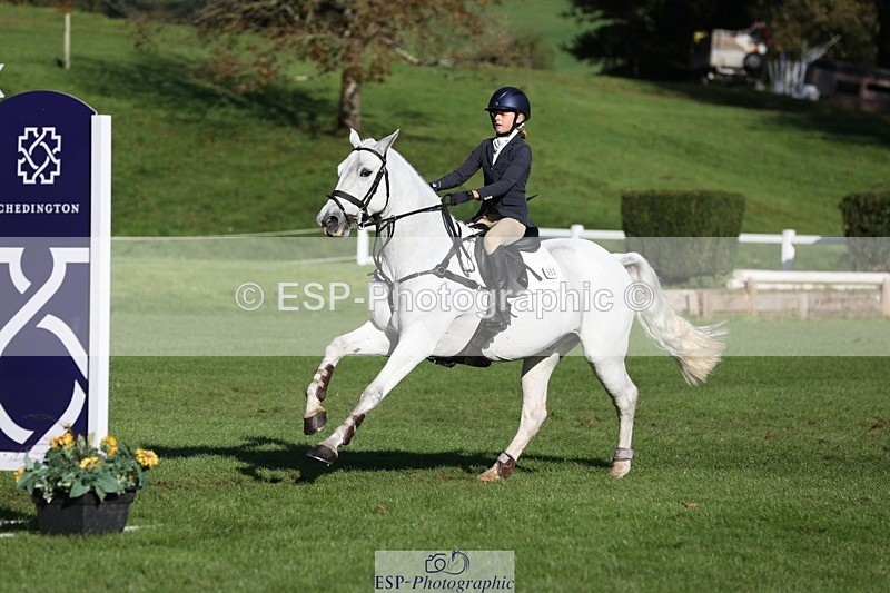 231022-110448-24938 - 653-GREYΓÇÖS.VILLAGE.MELODY-Annabel.Ridgway-TrotUp+SJ