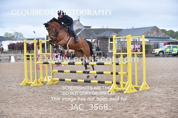 JAC_3568 - CLASS 6 Senior Discovery/ 1m Open