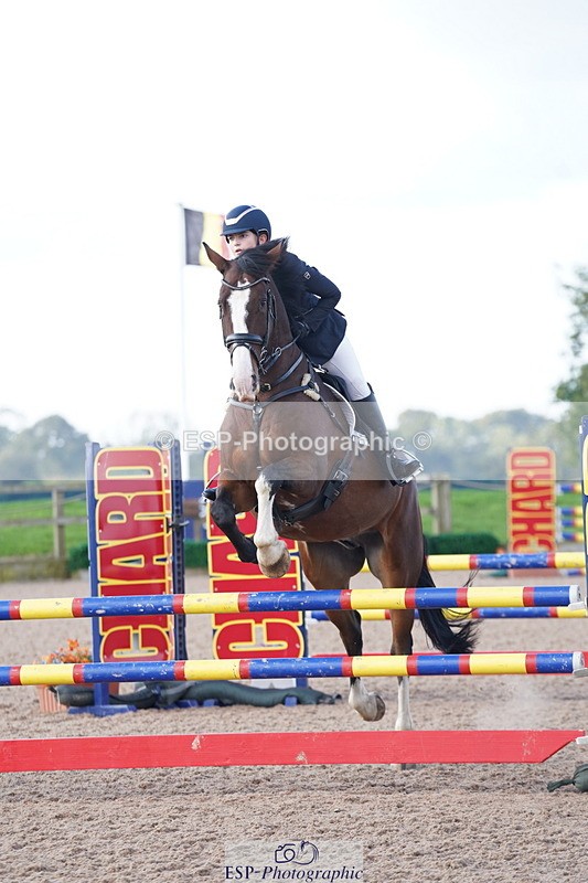 241005A-093914-04311 - SAT Cls 8 Snr British Novice & 90cm Open