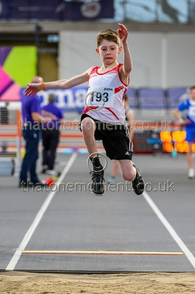 Age26SUN-927855 - Track Male Set Two