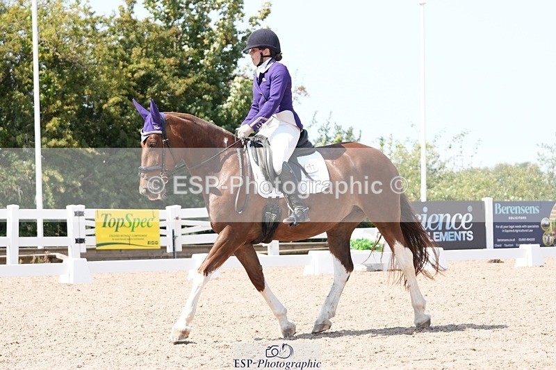 250817-140318-10563 - 182-Natalie.RosewarnePenpont.Fancy.That