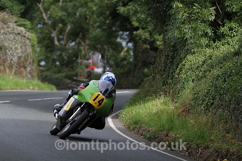 FOM_9395 - Bennetts 500cc Classic TT Race