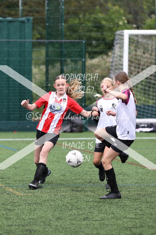 1DX32078 - Sat 6th U12 Girls