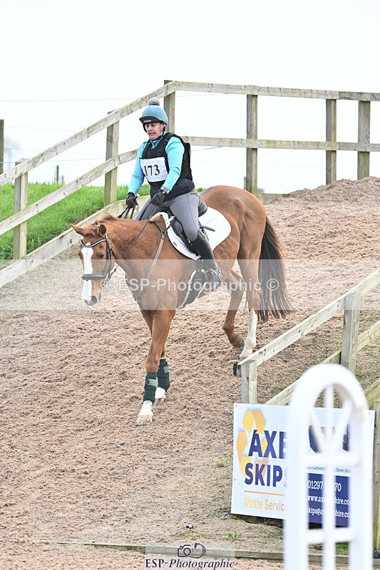 241110A-093323-00147 - 70cm