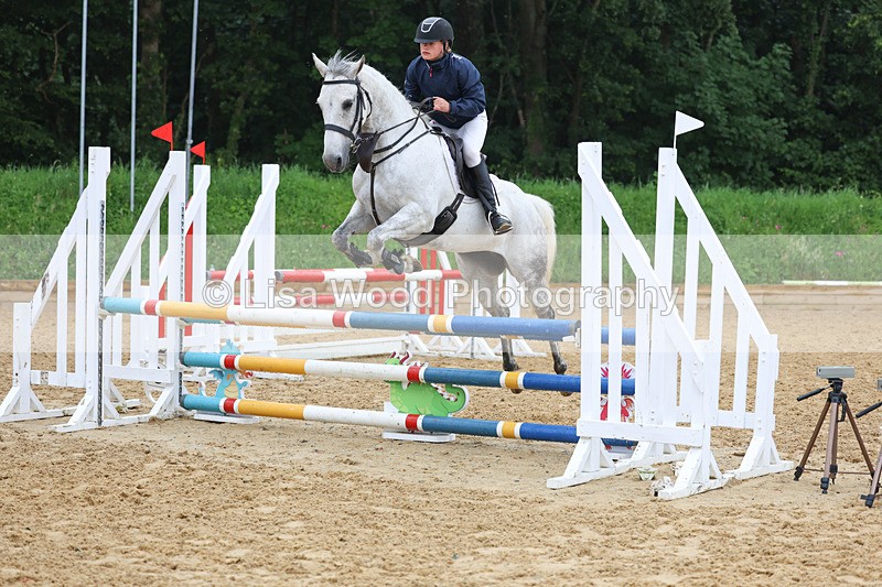 3E7A5255 - Class 4: Senior British Novice/90cm open