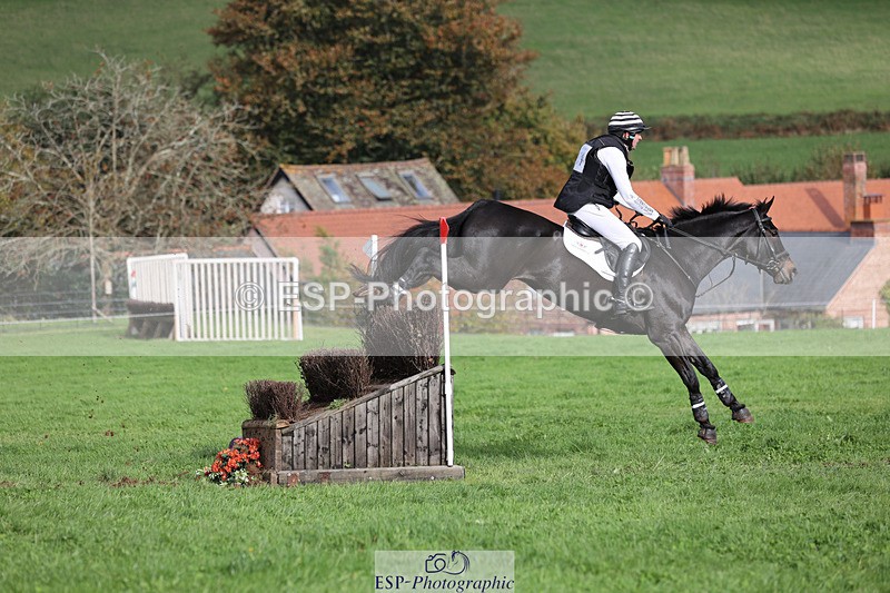 241025-134323-08762 - 151-Alan.Nolan-COOKSTOWN.JACKSON