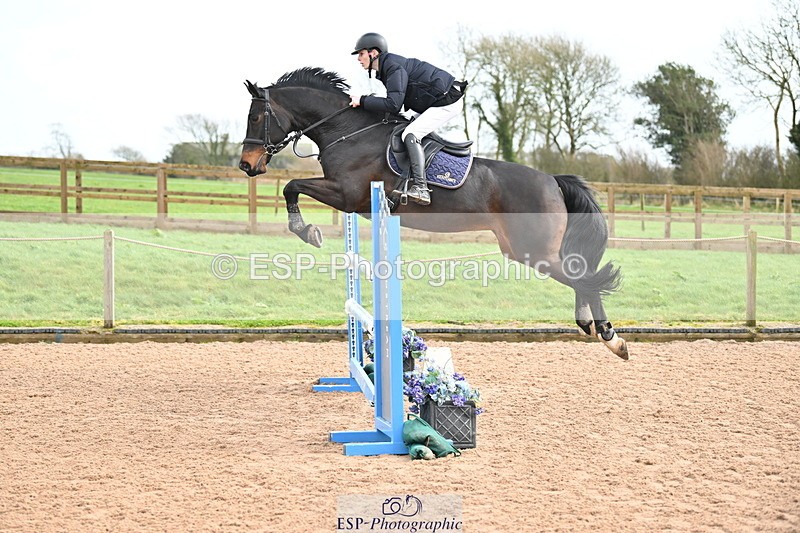 240315A-122214-00900 - Cls 3 Snr Foxhunter