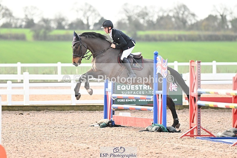 241206-095942-00137 - Cls 2 British Novice and 90cm Open