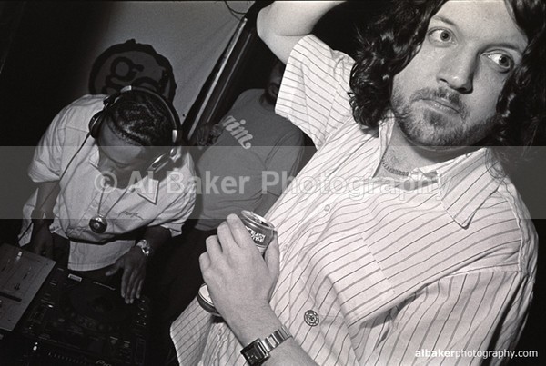 01 madlib russell-beeks - Friends-&-Family @ the-roadhouse 07.02.04