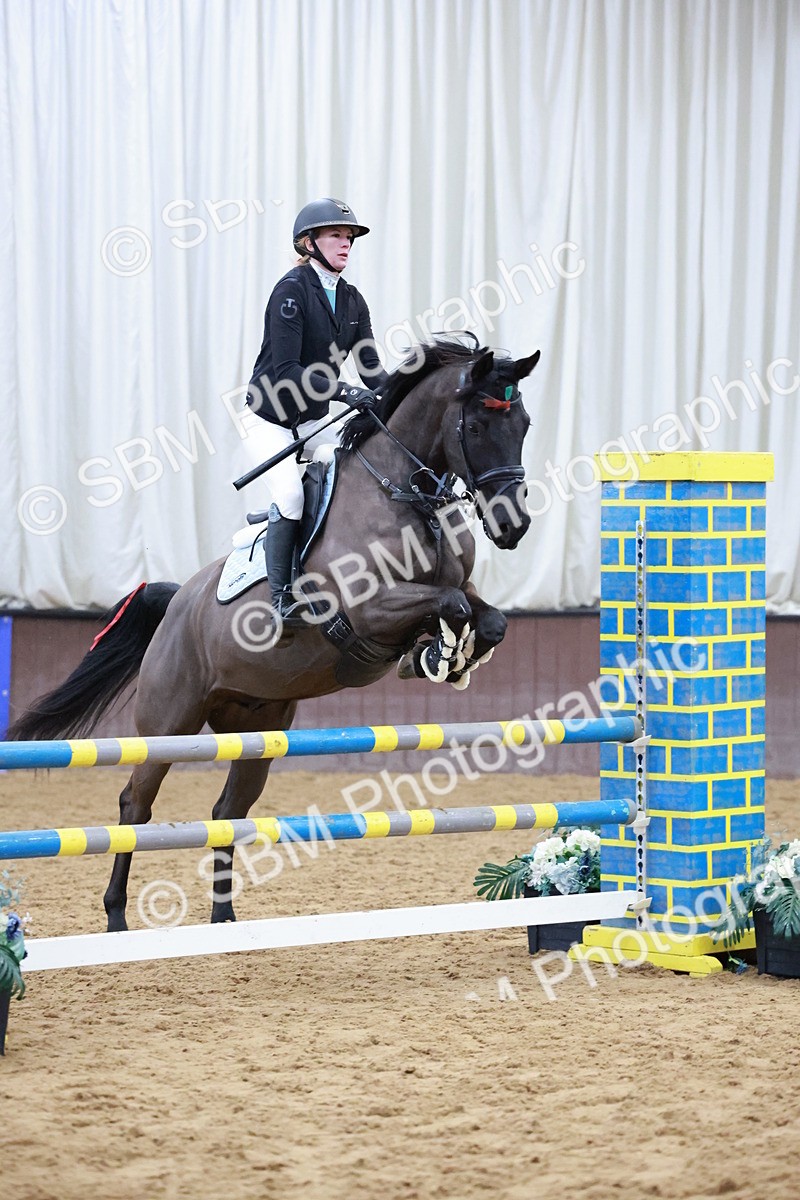 SBM_002810 - Class 9 - Equissage Pulse Senior BritiNovice/ 90cm Open