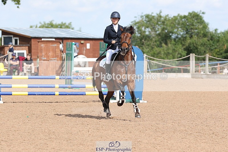 240714A-095828-01665 - Cls 3 A&B Pony BN & 80cm Open