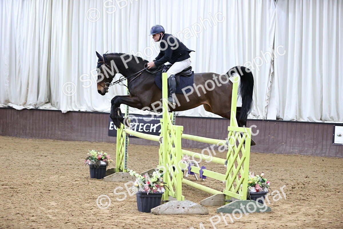 SBM_001607 - Class 4 - Senior Newcomers - 1.10m Open