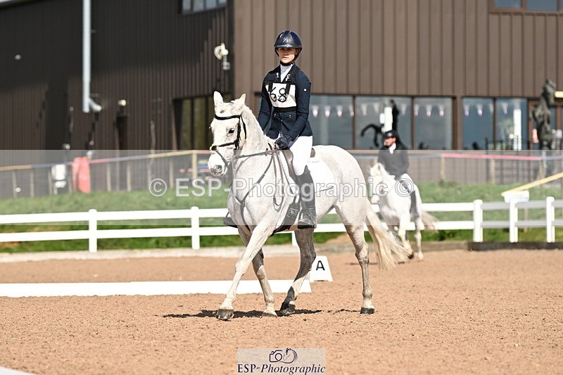 240324A-124047-02683 - Novice 27, 12.30 to 13.50