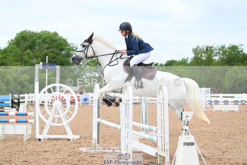 240609A-150048-06379 - Cls 27&28 85cm and 95cm Amateur Qualifier