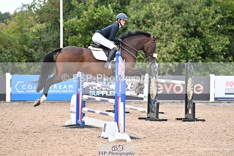 250820B-125514-00649 - Cls 4 Newcomers and 1.10m Open