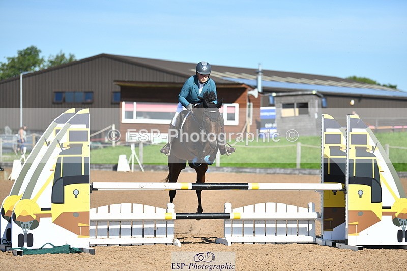 230903A-102957-03727 - Cls 12 95cm Amateur Quali