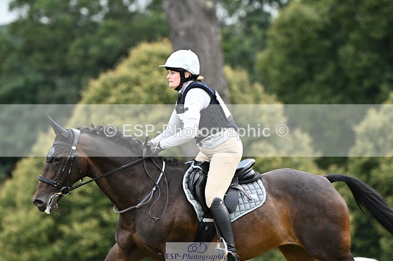 240825X-172243-37501 - 80cm XC 16.30 to 17.30