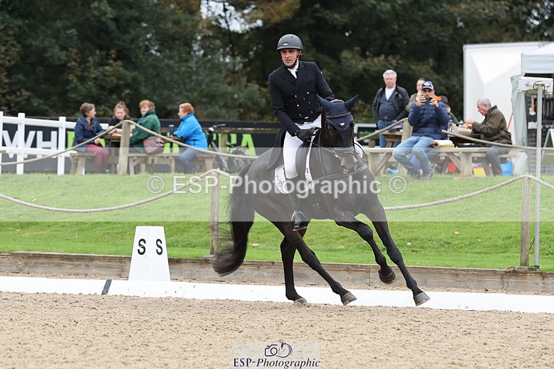 241024-122502-01877 - 151-Alan.Nolan-COOKSTOWN.JACKSON
